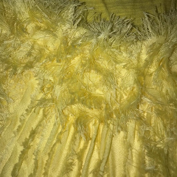 Yellow textured blouse - Picture 5 of 6